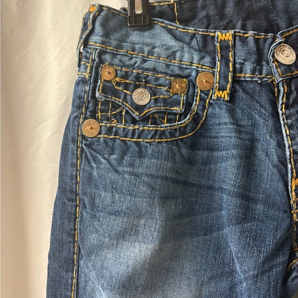 True Religion Women’s Flared Leg Distressed Blue Jeans Size 31 x 30 - Picture 2 of 6